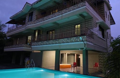 Nagaon Villa | Neville's Villa - Pet friendly with Pool