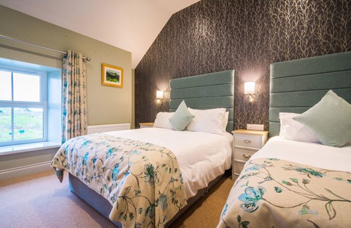 Newport Hotel | Nevins Inn