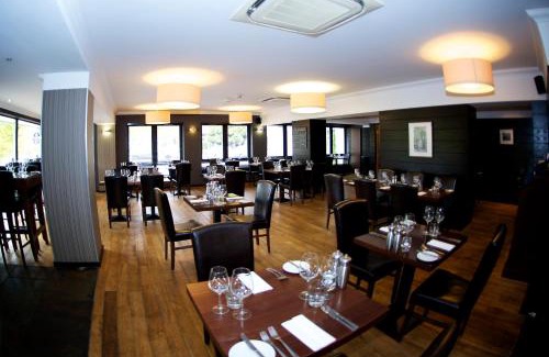 Fort William Hotel | Nevis Bank Inn