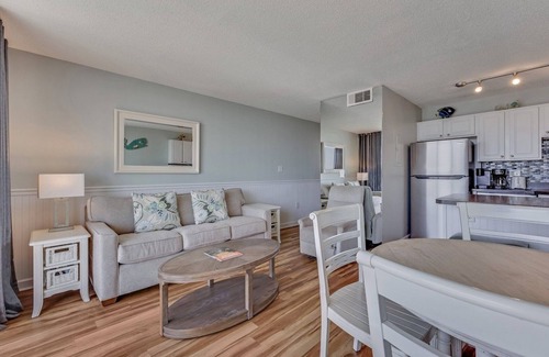 Wilmington Beach Condo | NEW! 0210 Sun-Kissed Memories