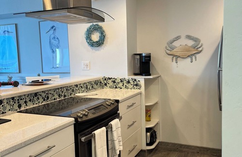 Pensacola Beach Condo | New 1 bedroom on Pensacola Beach