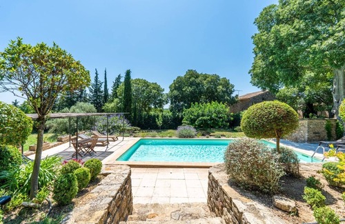 Labaume Apartment | New - 18th century sheepfold in absolute calm less than 10 minutes from Uzès