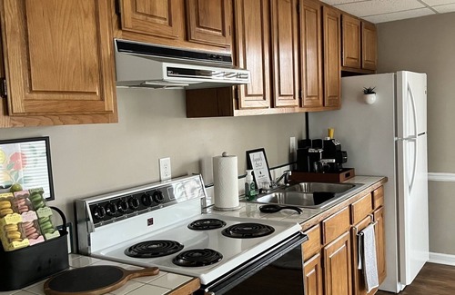 Fayetteville House | NEW! 1BDRM Terrace Suite in Fayetteville