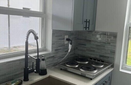 Liberty City House | New 1BR/1BA Studio Homen