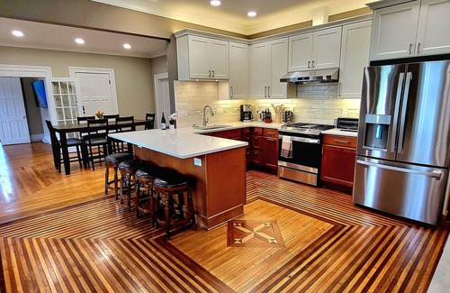 Saratoga Springs Condo | New 1st floor - One block to Restaurants, Shops, Cafes, Music, Spas -near Track!