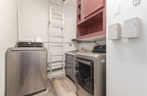 Fountain Hills Condo | New! 2 Bed/2 Bath-On The Avenue