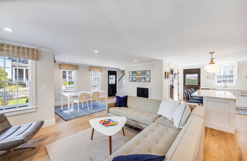 Commercial Street House | NEW! 2-Bedroom Escape in Ptown - Historic Charm Meets Modern Luxury - 1250 sqft