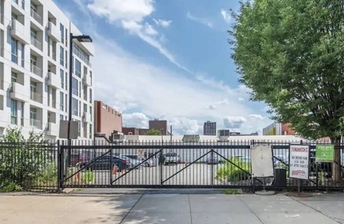 Central Business District Apartment | NEW 2 Queen Luxury Spacious Bed 2 Full Bath 🛁 Near EWR Airport✈️Prudential🏙NYC🌆