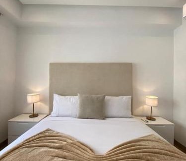Quartier Mozart Apartment | New 2024 Apartment - Malls, Beach & Train Station - Families Only