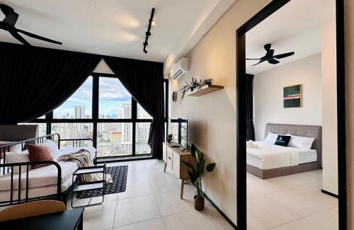 George Town Apartment | New 2BR or 3BR Cozy Urban Suite Homestay at Georgetown8-10pax by URBAN STAYCATIONS LOD