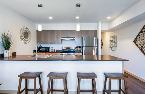 North Beacon Hill Apartment | ★NEW★ 2mi→Downtown★ Balcony+Rooftop Views★ WiFi★ W/D