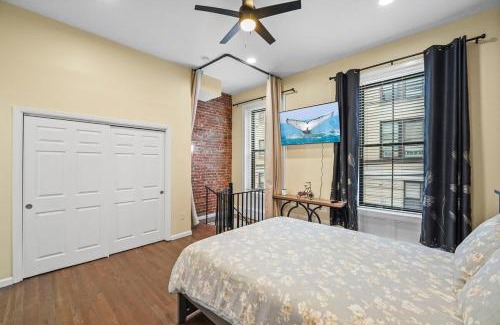 Hoboken Apartment | NEW 3BR-2Bath, 5 Beds, 10 Min to NYC, Sleeps 7