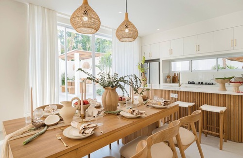 Tanjungbenoa Villa | New 3BR Chic Pool Villa Near Bingin Beach Uluwatu