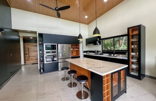 Quepos House | New 3BR Home with Amazing Sunset View in Quepos