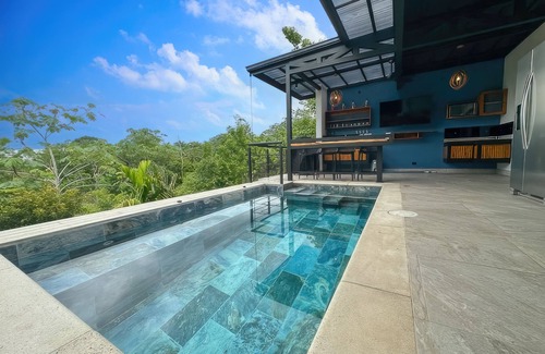 Quepos House | New 3BR Home with Amazing Sunset View in Quepos