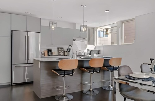 West Queen Anne House | NEW! 3BR Great Location Queen Anne W/Rooftop