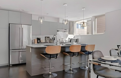 West Queen Anne House | NEW 3BR Great Location Queen Anne W Rooftop