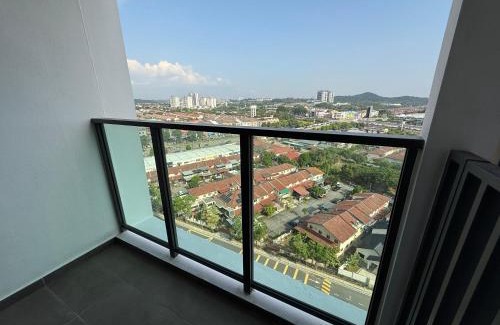 Puchong Apartment | NEW 3R2B FamilyHome Puchong 6-8 pax
