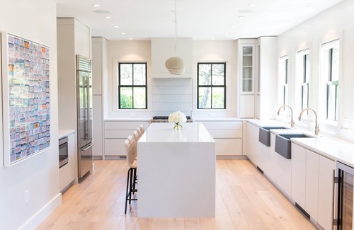 Surfside House | New 5 Bedroom Surfside Beach House with Pool. Perfect for families