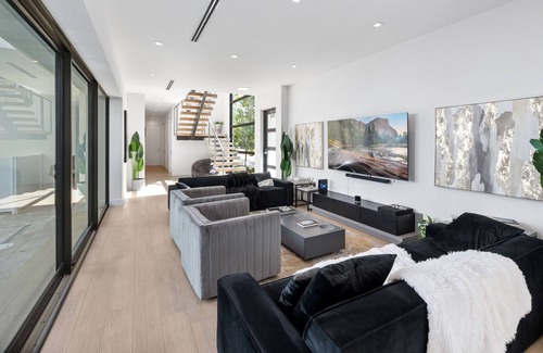Southwest Coconut Grove Villa | NEW 5BR 4.5BA Sleeps 16, Pool, Ping Pong, Rooftop and More!