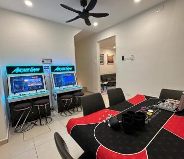 Malacca City House | NEW, 5MinToJonkerStreet ! Town Area , Arcade, MELAKA 4BR 10PAX