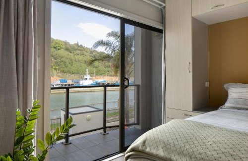 Gisborne Apartment | NEW! 600m to CBD - Pool