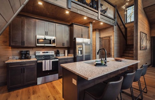 Gatlinburg - Pigeon Forge Cabin | New A-Frame! 7 Mi. to PF/Hot Tub/EV charger/View!
