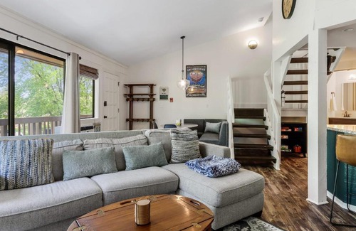 Fontana House | New Abbey Springs 2 Bedroom 2 Bath Condo Golf Beach Pool