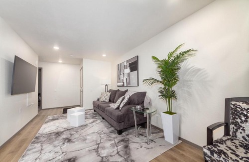 Spokane Apartment | NEW ADA Unit KING Bed Wi-Fi
