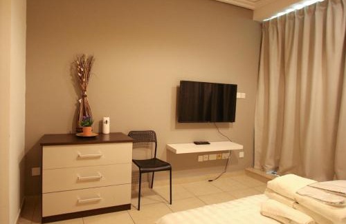 Jumeirah Lake Towers Apartment | New Age Vacation Homes - Cozy STUDIO in Goldcrest Views 2, JLT