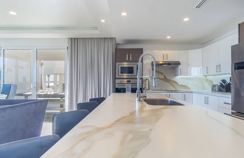 Puerto Penasco Condo | New and Amazing 3 bedroom Ground Floor Corner Beach Front Encantame C-101