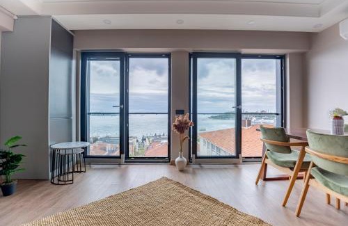 Kabatas Apartment | New and Modern Flat with Sea View