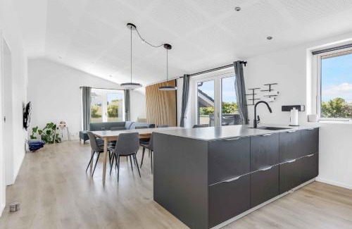 Frørup House | New And Modern Holiday Home With Hot Tub