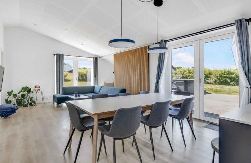 Frørup House | New And Modern Holiday Home With Hot Tub
