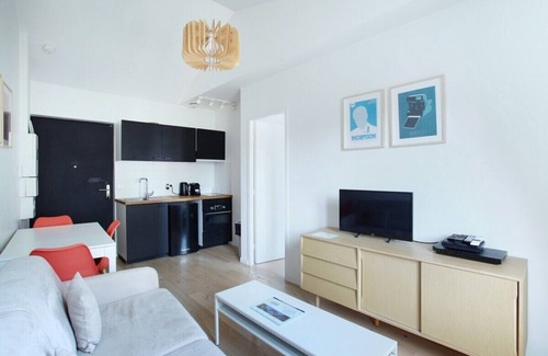Silly-Gallieni Apartment | New apartment Boulogne facing "Les passages"