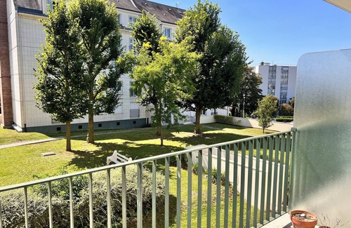Boissy-Saint-Leger Apartment | New apartment near train station and 20min to Paris