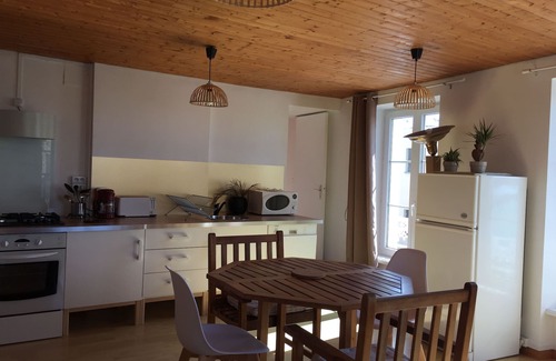Granville Apartment | NEW ! Apartment in the heart of granville with panoramic view
