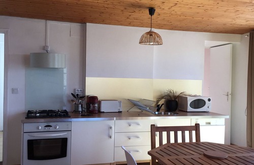 Granville Apartment | NEW ! Apartment in the heart of granville with panoramic view