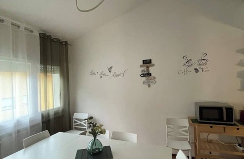 Perledo Apartment | New Apartment in Varenna within walking distance of everything: downtown, train, ferry boat