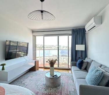 Le Rouet Apartment | New apartment with panoramic view