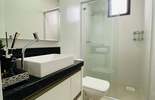 Itajai Apartment | New apartment with pool in beautiful Praia Brava