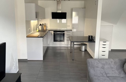 Livange Apartment | New app. fitted kitchen + parking included