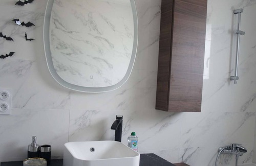 Longvic Apartment | NEW - Bat'Appart - UNUSUAL