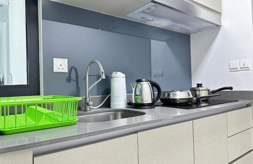 Simpang Ampat Apartment | NEW Batu Kawan 2Bedroom Suite near IKEA-Columbia Asia Hospital-BKIP-UOW Kdu