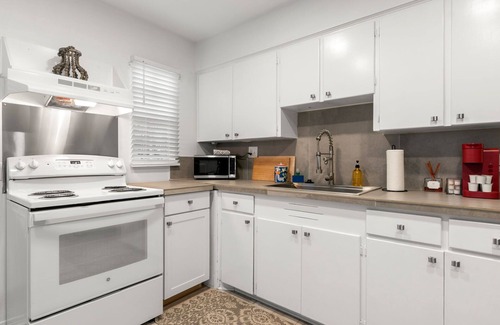 Palma Ceia Apartment | NEW Bayside Escape Cozy Hideaway Near Bayshore