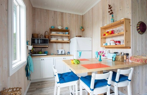 Governor's Harbour House | New Beach House, Amazing Views, Pink Sand Beach, Walk to Bistro/Pool Bar