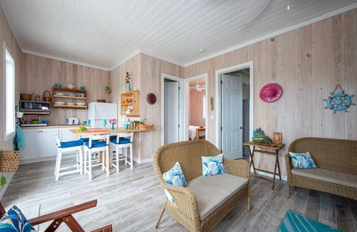 Governor's Harbour House | New Beach House, Amazing Views, Pink Sand Beach, Walk to Bistro/Pool Bar