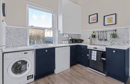Kemptown Apartment | *New beautiful 5 bedroom Apt in Kemp Town*