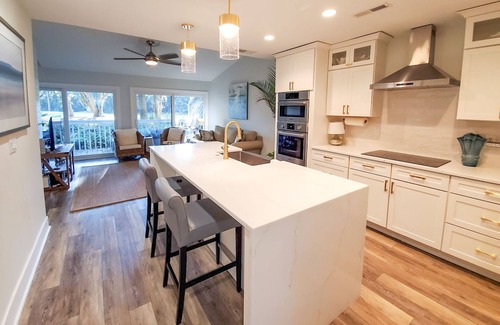 Seabrook Island House | NEW! Beautiful 1 Bdrm 2 Bath Townhouse on the Golf Course-Amenity Card Included