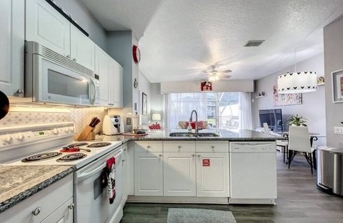 Windsor Palms House | NEW! Beautiful 3BR Townhome w/Private Pool Near Disney in Windsor Palms Resort